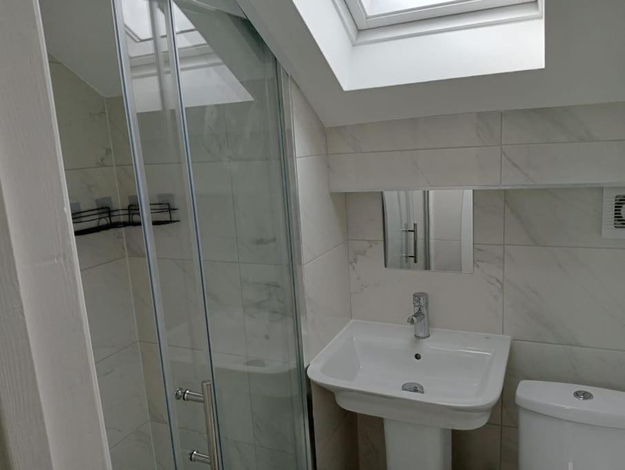 Roovi'S Nest Villa Nottingham Eksteriør bilde